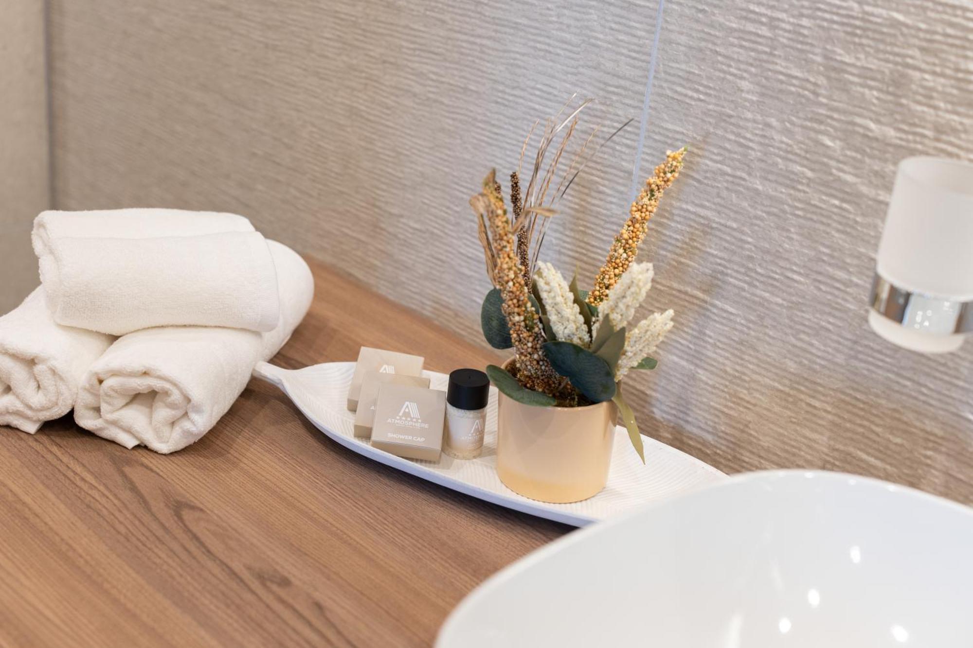 Atmosphere Balneo Hotel & Spa Pavel Banya Exterior photo
