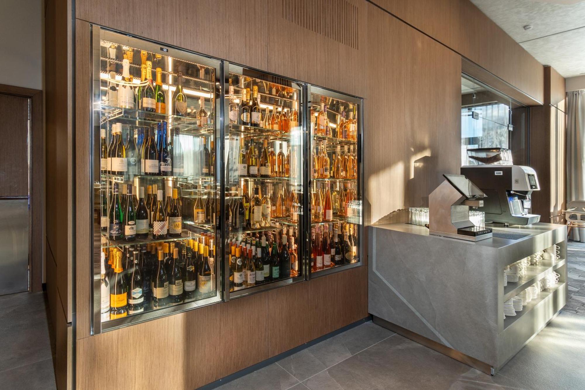 Atmosphere Balneo Hotel & Spa Pavel Banya Exterior photo