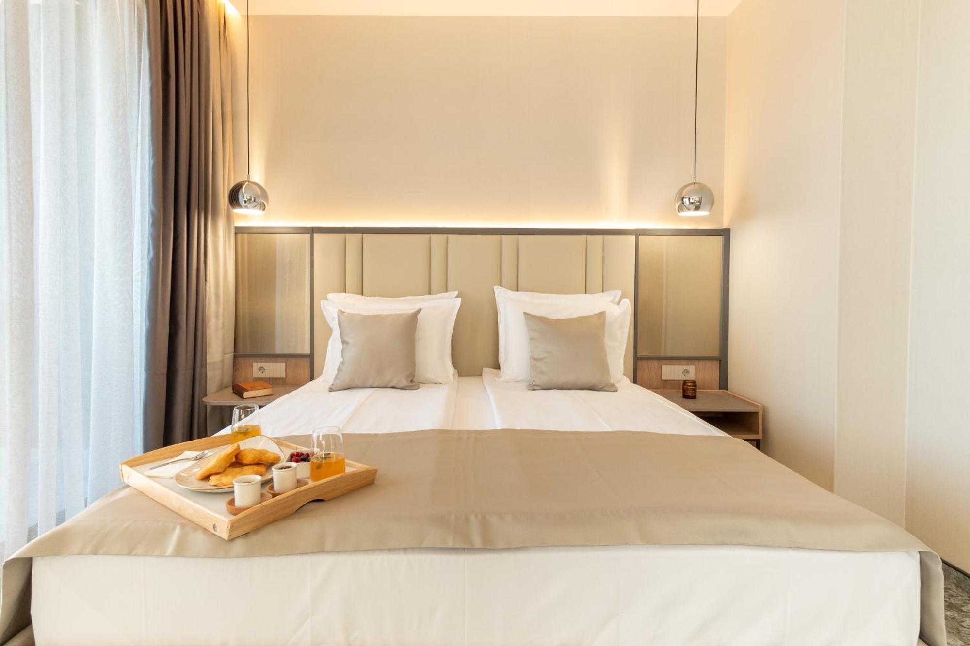 Atmosphere Balneo Hotel & Spa Pavel Banya Exterior photo